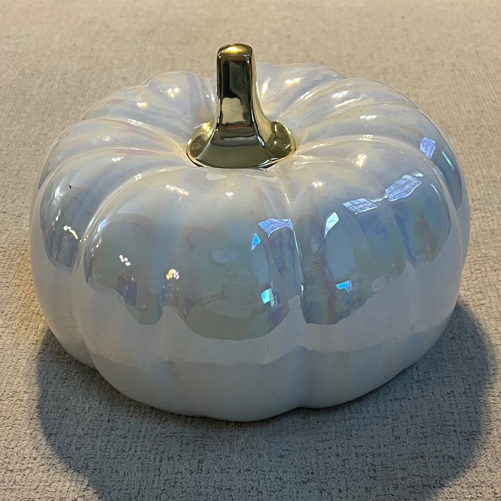 Iridescent‎ White Ceramic Thankful Pumpkin Gold Stem Fall Thanksgiving Decor 6in - Picture 2 of 5